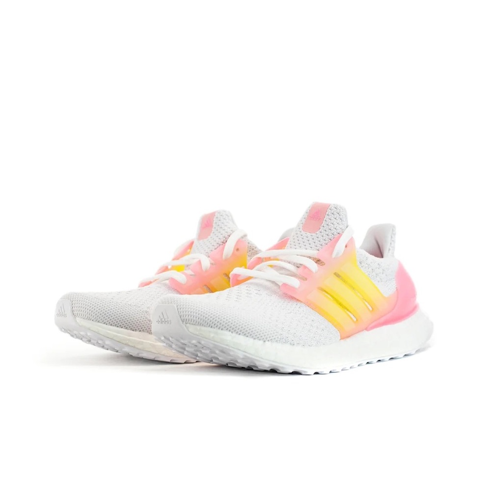 adidas Ultraboost 5.0 DNA Running Sportswear Shoes GX9762 - Picture 1 of 7